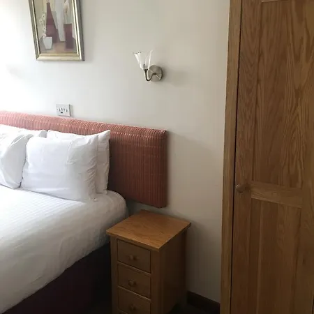 Winston Manor Guest house Churchill (Somerset)