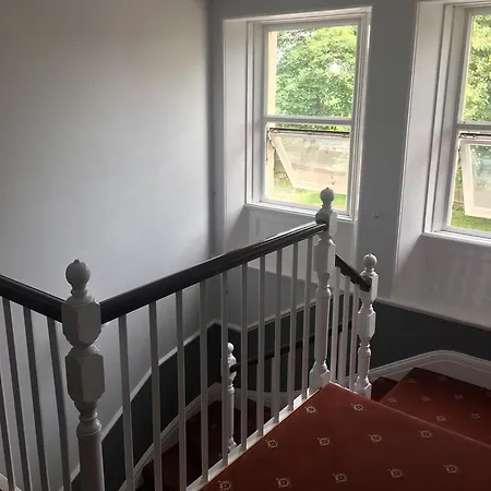 Winston Manor Guest house 3*